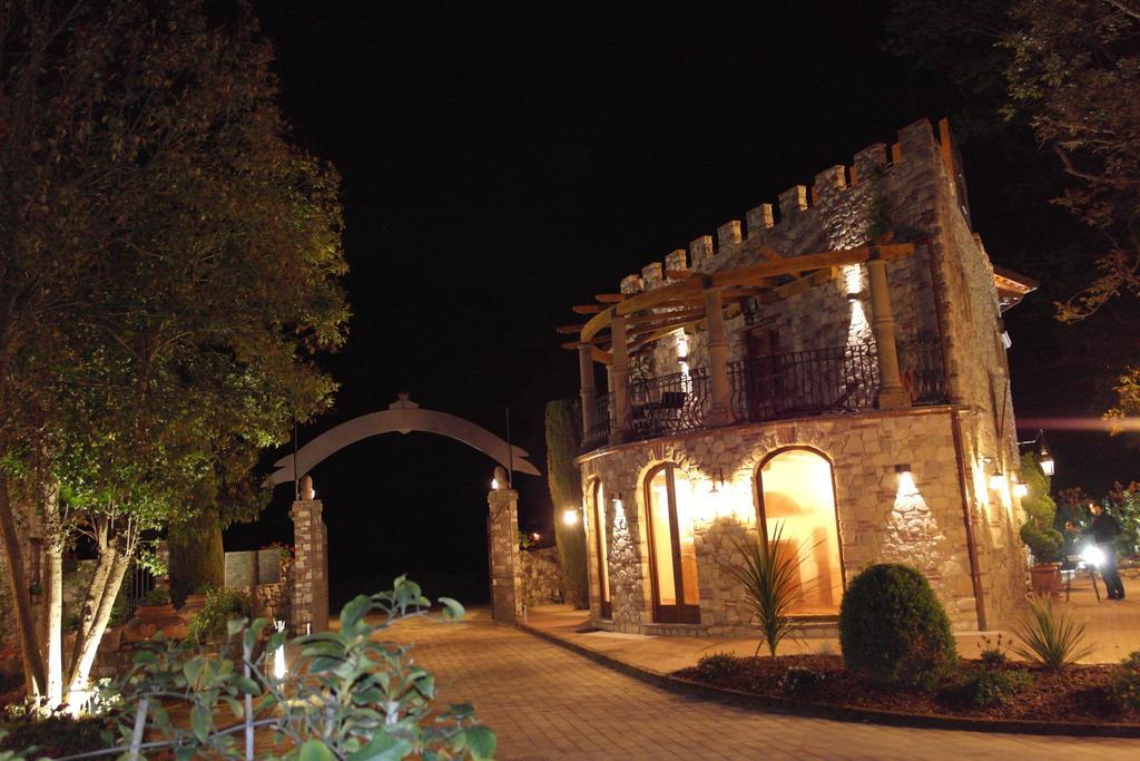 Castello Dei Templari Bed and Breakfast Lucca Eksteriør billede